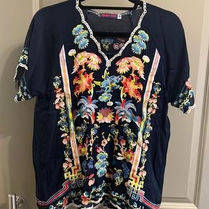 Johnny Was embroidered colorful short sleeve blouse size S perfect condition